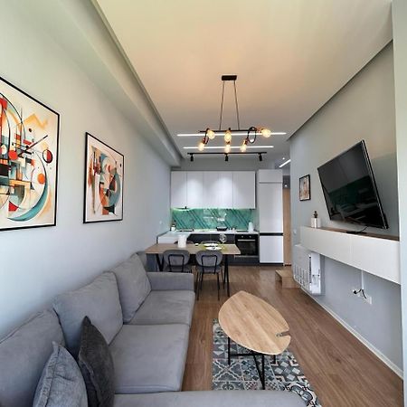Picasso Apartment Тирана Екстер'єр фото