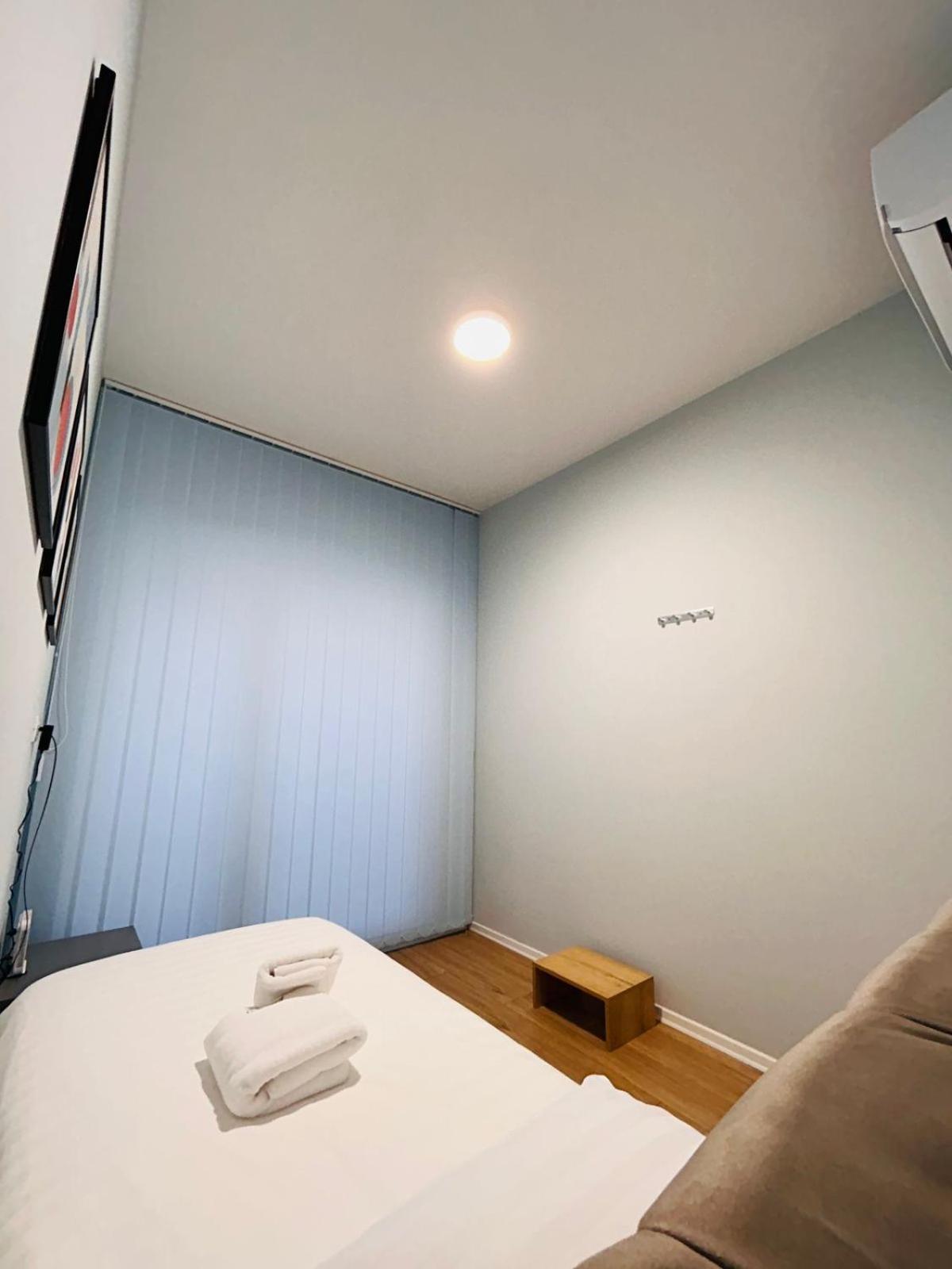 Picasso Apartment Тирана Екстер'єр фото
