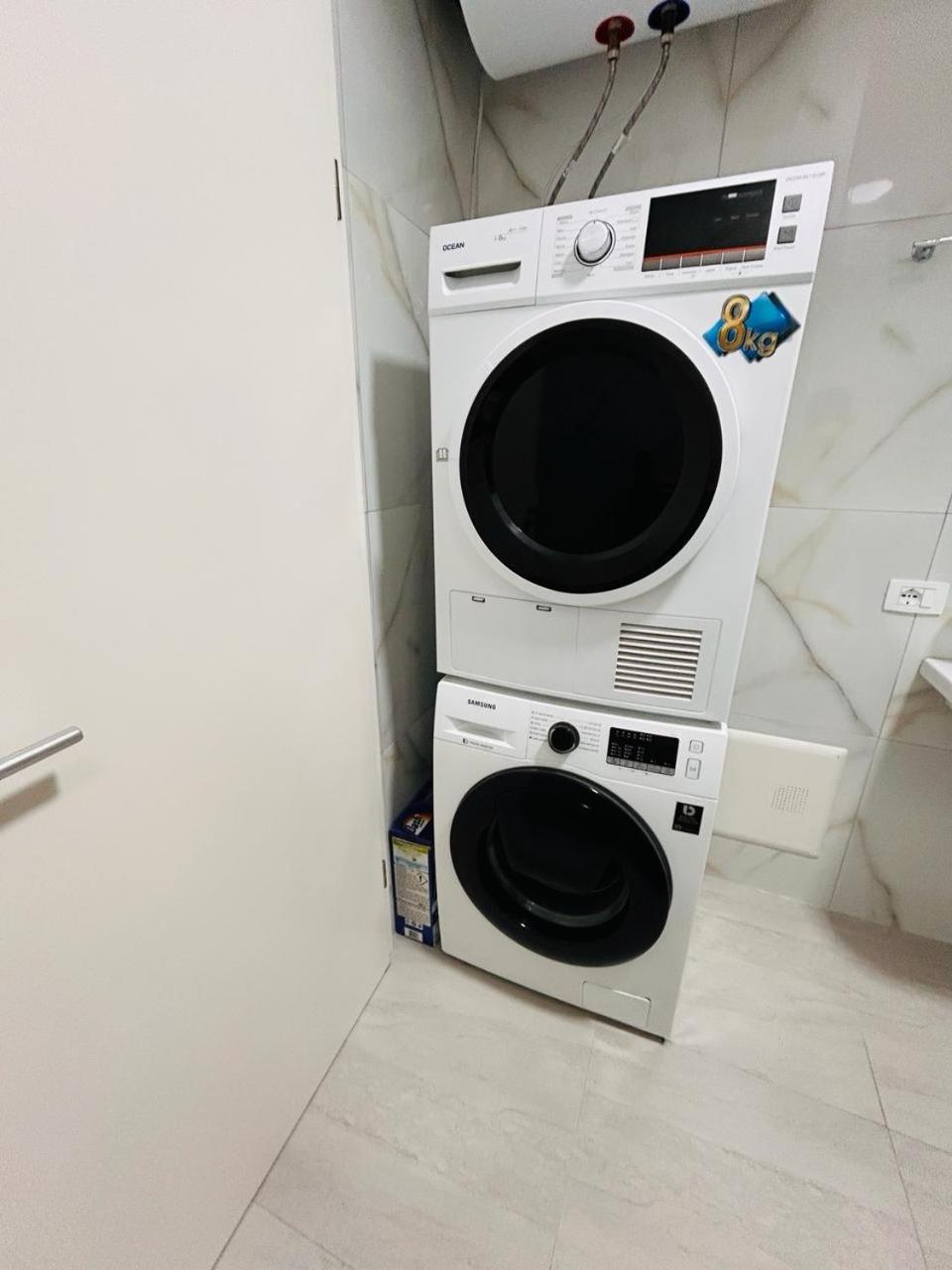 Picasso Apartment Тирана Екстер'єр фото
