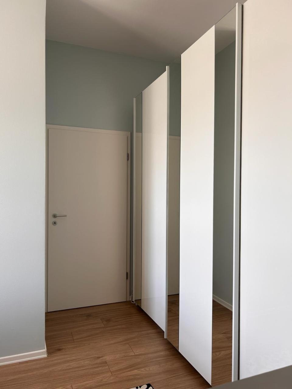 Picasso Apartment Тирана Екстер'єр фото